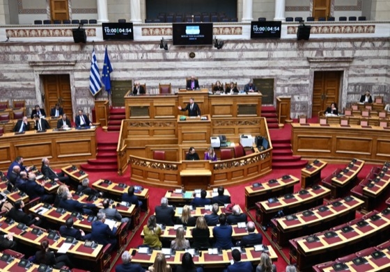 Στιγμιότυπο από την ομιλία του κ. Ανδρουλάκη στη βουλή